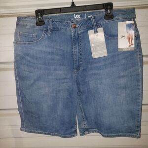 Plus Size 18 Lee Riders Jean Shorts Bermuda new